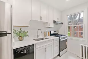 2300 Colston Dr, Silver Spring, MD 20910 - Photo 4