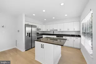 7 Lazy Hollow Way, Gaithersburg, MD 20878 - Photo 10