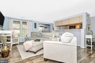 13105 Briarcliff Terrace, Germantown, MD 20874 - Photo 2