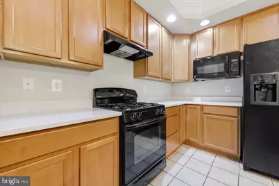 317 Community Center Avenue, Gaithersburg, MD 20878 - Photo 8