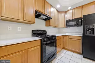 317 Community Center Ave, Gaithersburg, MD 20878 - Photo 8