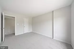 9843 Dockside Terrace, Gaithersburg, MD 20886 - Photo 28