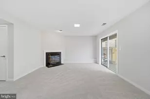 9843 Dockside Terrace, Gaithersburg, MD 20886 - Photo 36