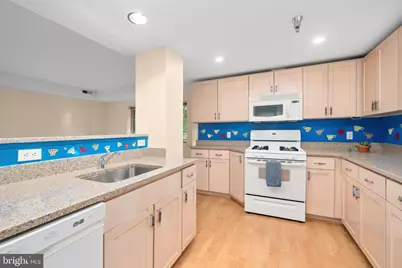 7981 Eastern Avenue #219, Silver Spring, MD 20910 - Photo 6