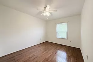 10240 Arizona Cir, Bethesda, MD 20817 - Photo 8