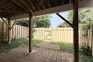 10240 Arizona Cir, Bethesda, MD 20817 - Photo 24