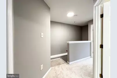 20527 Lowfield Drive, Germantown, MD 20874 - Photo 4