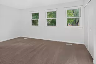 8418 Towne Crest Ct, Gaithersburg, MD 20877 - Photo 14