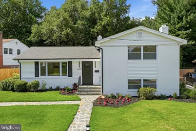 9831 Singleton Drive, Bethesda, MD 20817 - Photo 2