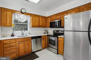 19906 Ivoryton Pl, Montgomery Village, MD 20886 - Photo 12