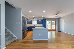 13517 Winterspoon Ln, Germantown, MD 20874 - Photo 2