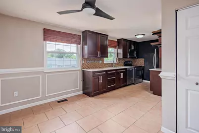 21 Valley Park Court, Damascus, MD 20872 - Photo 8