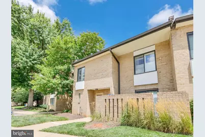126 Monroe Street #126-12, Rockville, MD 20850 - Photo 2