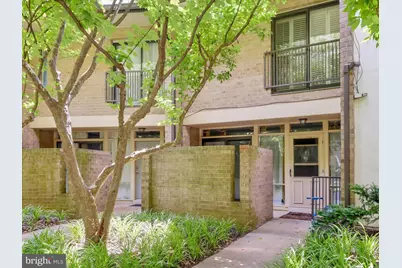 126 Monroe Street #126-12, Rockville, MD 20850 - Photo 4