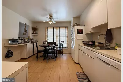 7136 Swansong Way, Bethesda, MD 20817 - Photo 4