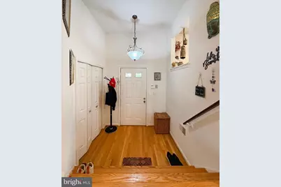 7136 Swansong Way, Bethesda, MD 20817 - Photo 2