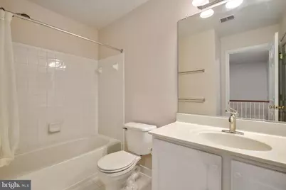 19421 Rayfield Dr, Germantown, MD 20874 - Photo 22