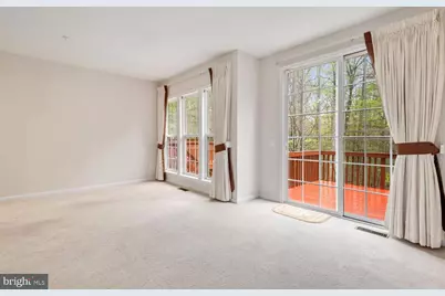 19421 Rayfield Dr, Germantown, MD 20874 - Photo 2