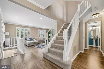 211 Ridgepoint Place, Gaithersburg, MD 20878 - Photo 2