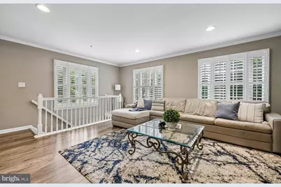 211 Ridgepoint Place, Gaithersburg, MD 20878 - Photo 4