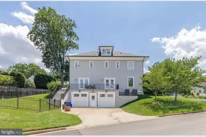 4917 Bayard Boulevard, Bethesda, MD 20816 - Photo 4