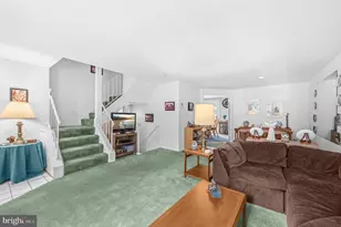 8529 Hawk Run Terrace, Gaithersburg, MD 20886 - Photo 4