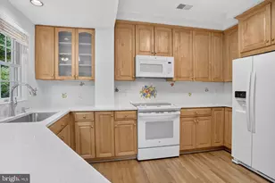 4705 Hunt Ave, Chevy Chase, MD 20815 - Photo 4