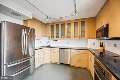 7420 Westlake Terrace #1211, Bethesda, MD 20817 - Photo 8