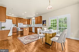 22208 Fair Garden Ln, Clarksburg, MD 20871 - Photo 10