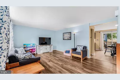 20019 Choctaw Court, Germantown, MD 20876 - Photo 4