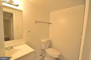 1800 Cody Dr, Silver Spring, MD 20902 - Photo 22