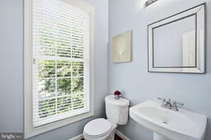 19829 Celebration Way, Germantown, MD 20874 - Photo 14