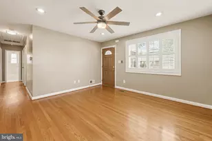11809 Timber Ln, Rockville, MD 20852 - Photo 6