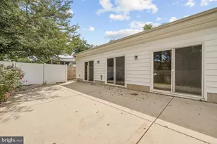 11809 Timber Ln, Rockville, MD 20852 - Photo 28