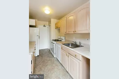 1900 Lyttonsville Road #614, Silver Spring, MD 20910 - Photo 12