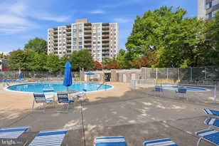 8315 N Brook Ln, Bethesda, MD 20814 - Photo 20