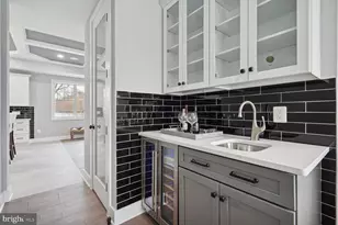 8616 Jones Mill Rd, Chevy Chase, MD 20815 - Photo 10