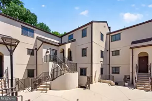8923 Battery Pl, Bethesda, MD 20814 - Photo 1