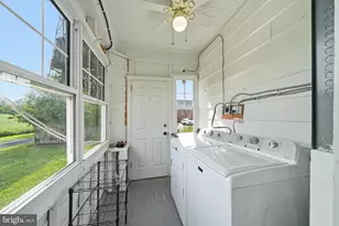 22422 Whites Ferry Rd, Dickerson, MD 20842 - Photo 36