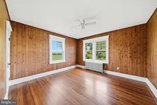 22422 Whites Ferry Rd, Dickerson, MD 20842 - Photo 46