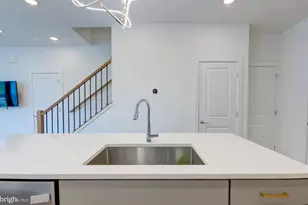 16108 Frederick Rd, Rockville, MD 20850 - Photo 10