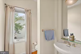 7016 Winterberry Ln, Bethesda, MD 20817 - Photo 30