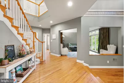 7016 Winterberry Lane, Bethesda, MD 20817 - Photo 6