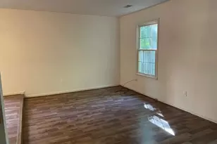 1117 Wildpark Ave, Gaithersburg, MD 20879 - Photo 4