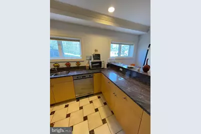 9913 Chapel Road, Potomac, MD 20854 - Photo 18