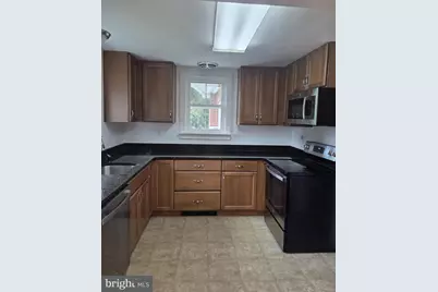 23630 Woodfield Road, Gaithersburg, MD 20882 - Photo 2