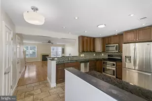124 Barnsfield Ct, Gaithersburg, MD 20878 - Photo 8