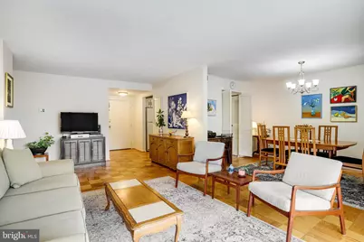 118 Monroe Street #304, Rockville, MD 20850 - Photo 6