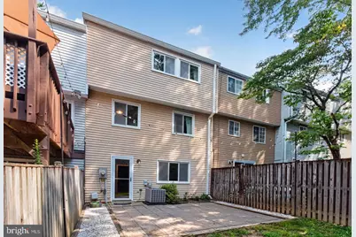 10110 Watkins Mill Place, Gaithersburg, MD 20886 - Photo 24