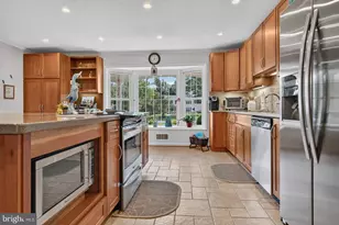 18029 Lafayette Dr, Olney, MD 20832 - Photo 14